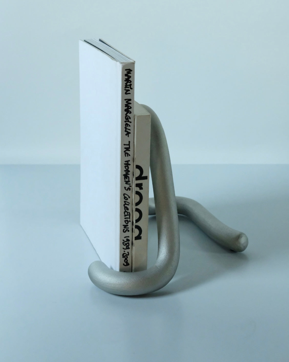BOOK WORM B