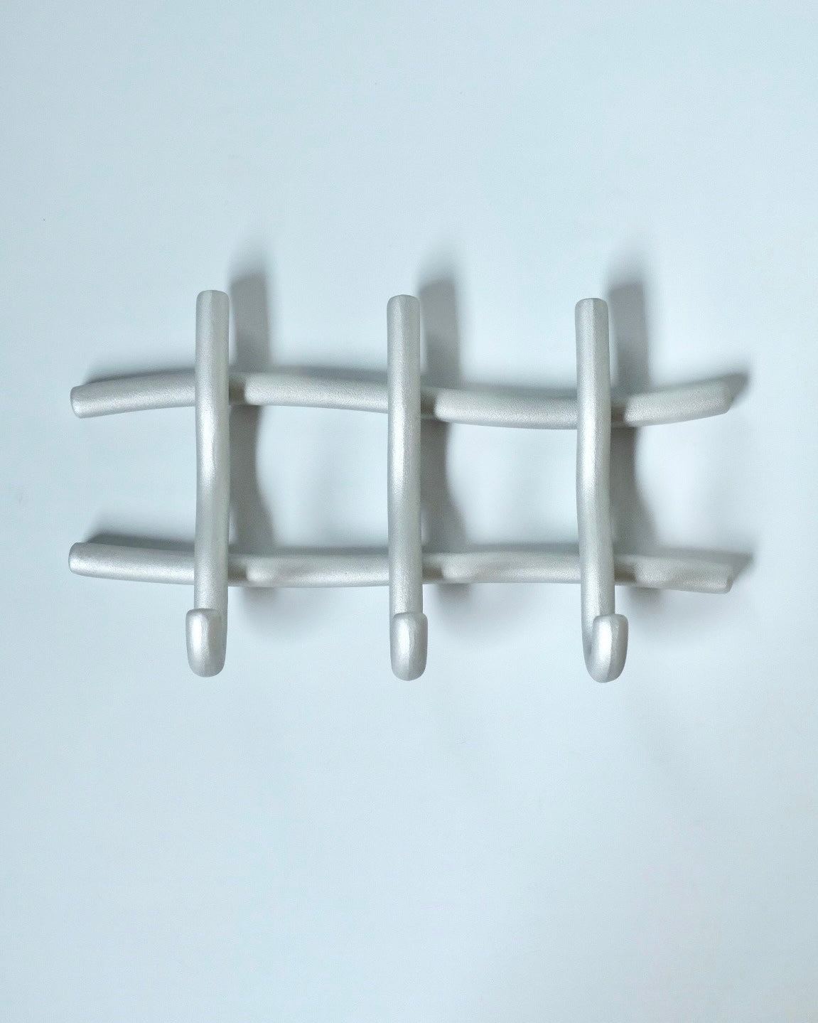 REEL HANGER L