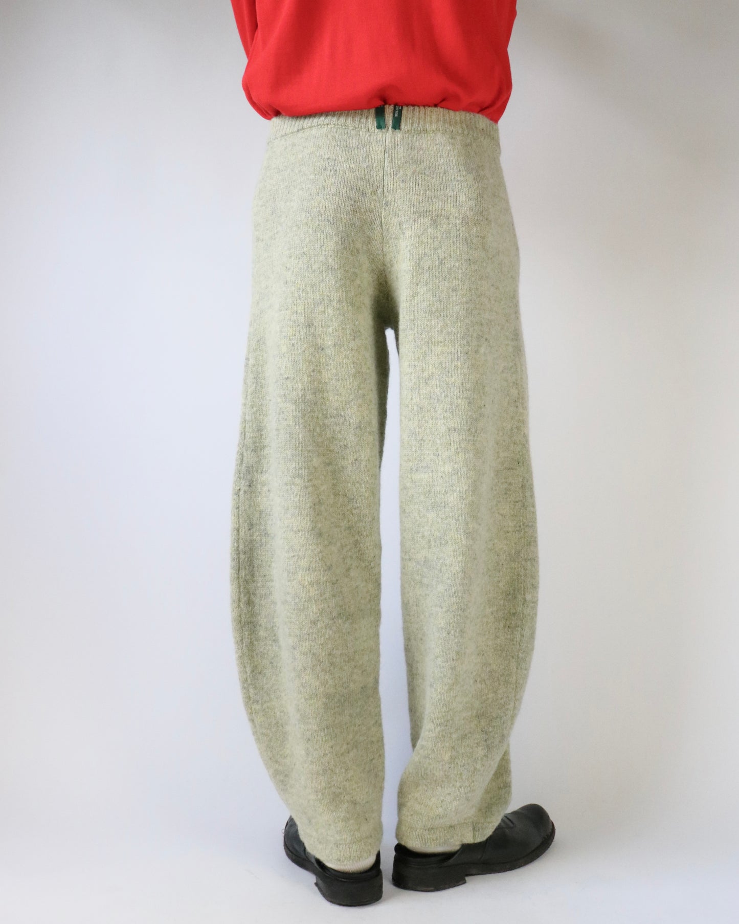 E RT N°53 Shetland sweatpants