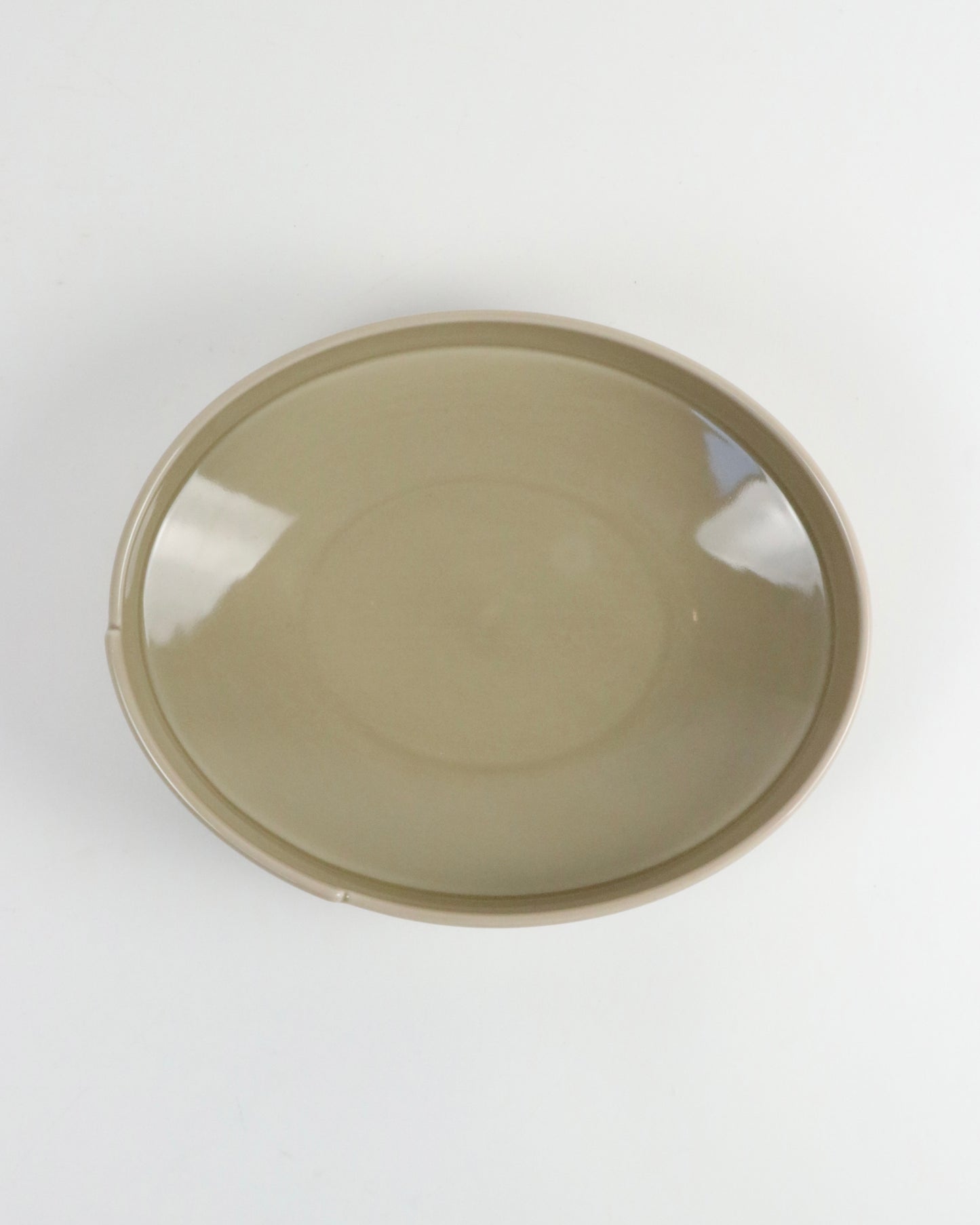 d plate / zen to by Oy