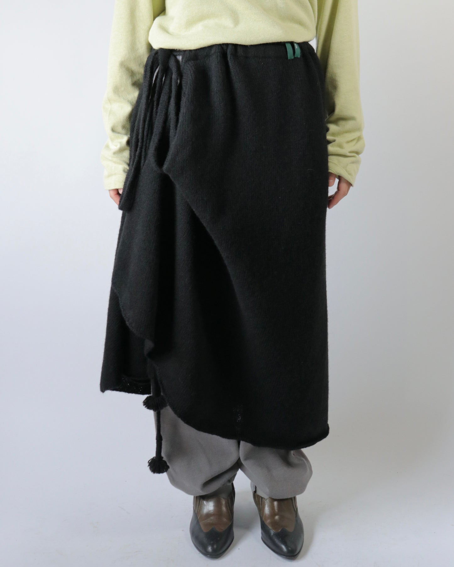 E RT N°52 Draped shetland skirt
