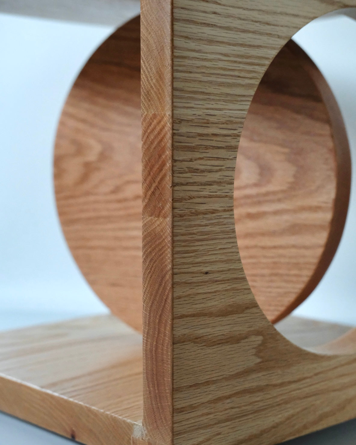 ECLIPSE SIDE TABLE
