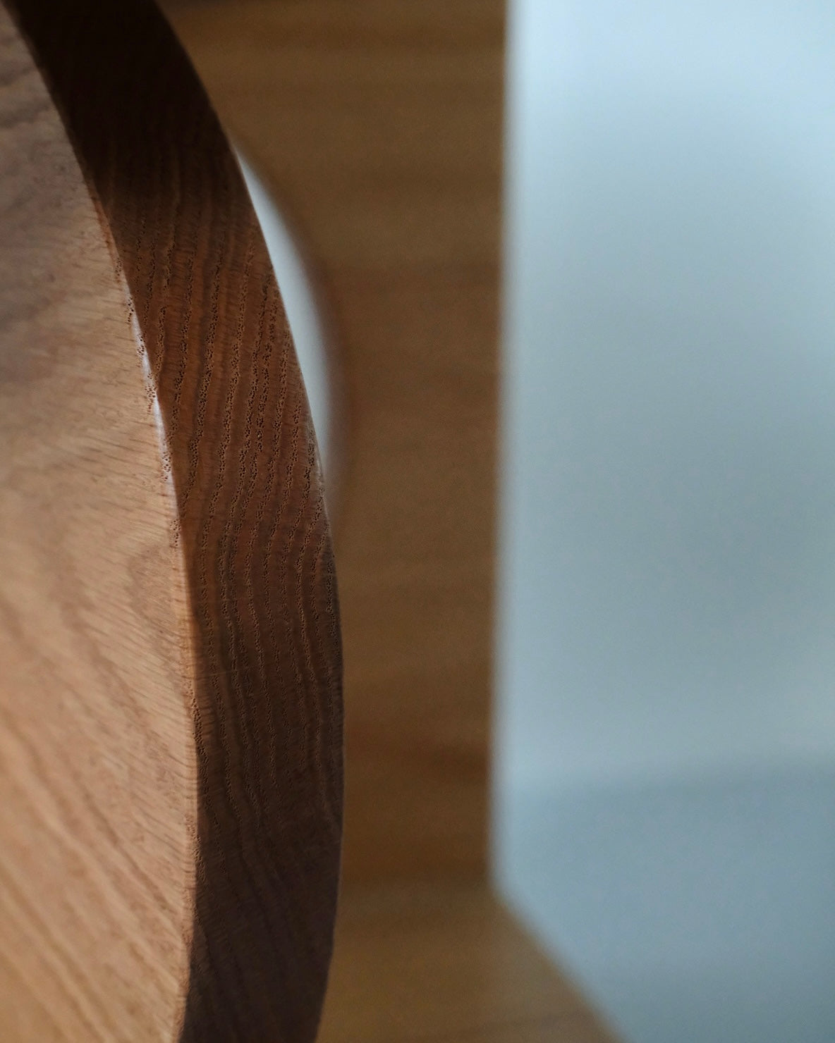ECLIPSE SIDE TABLE