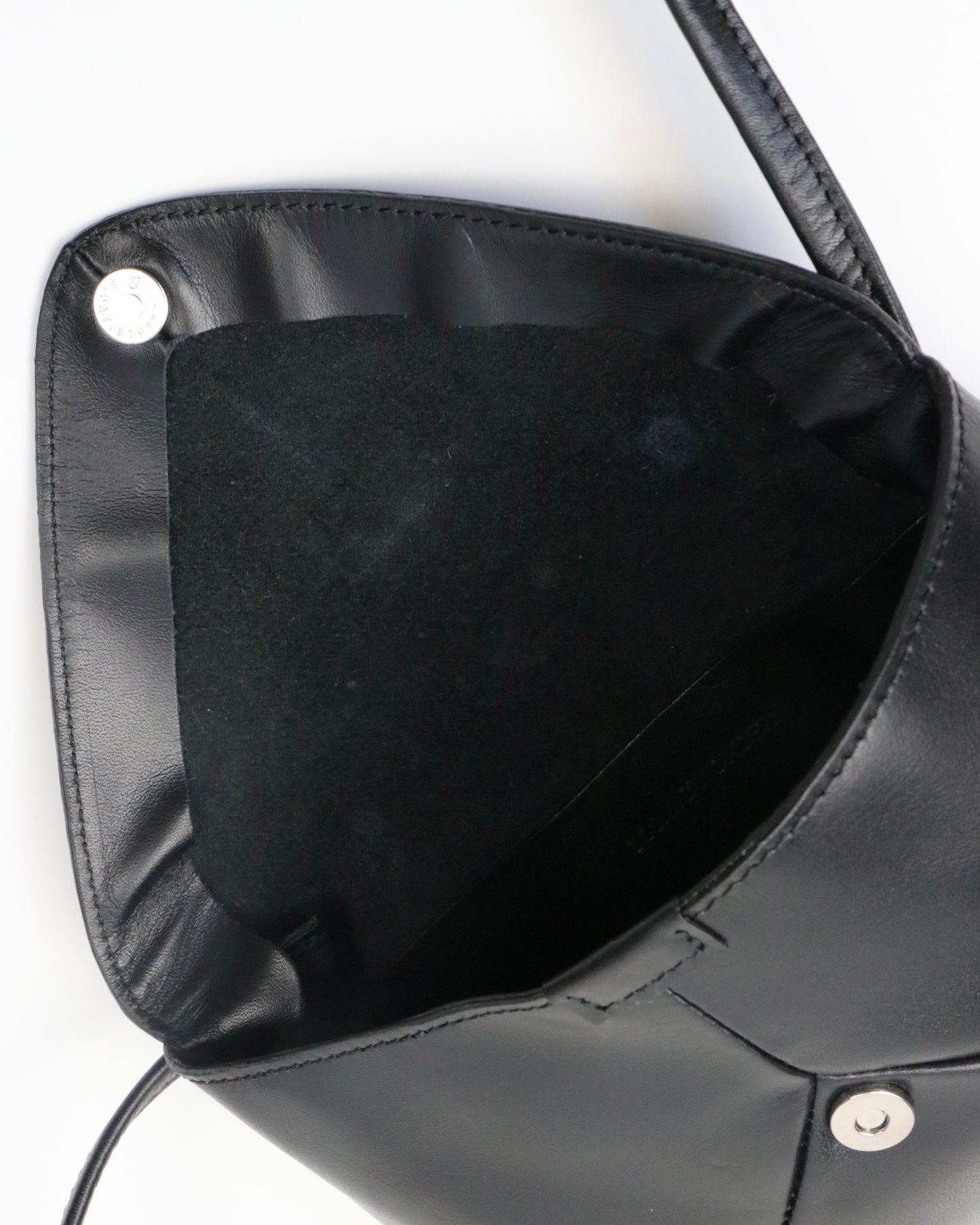 Naturally-tanned leather envelope purse