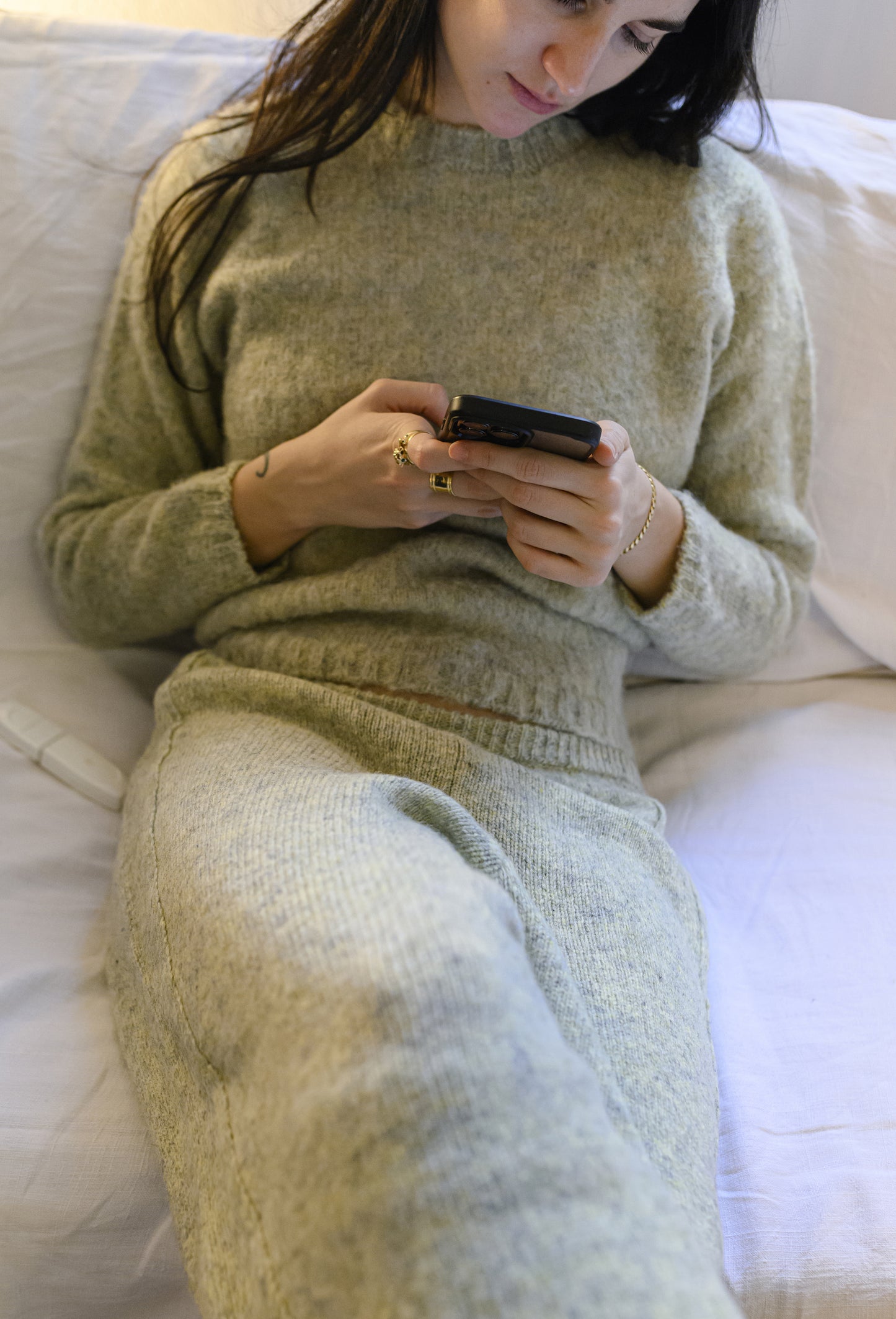 E RT N°53 Shetland sweatpants