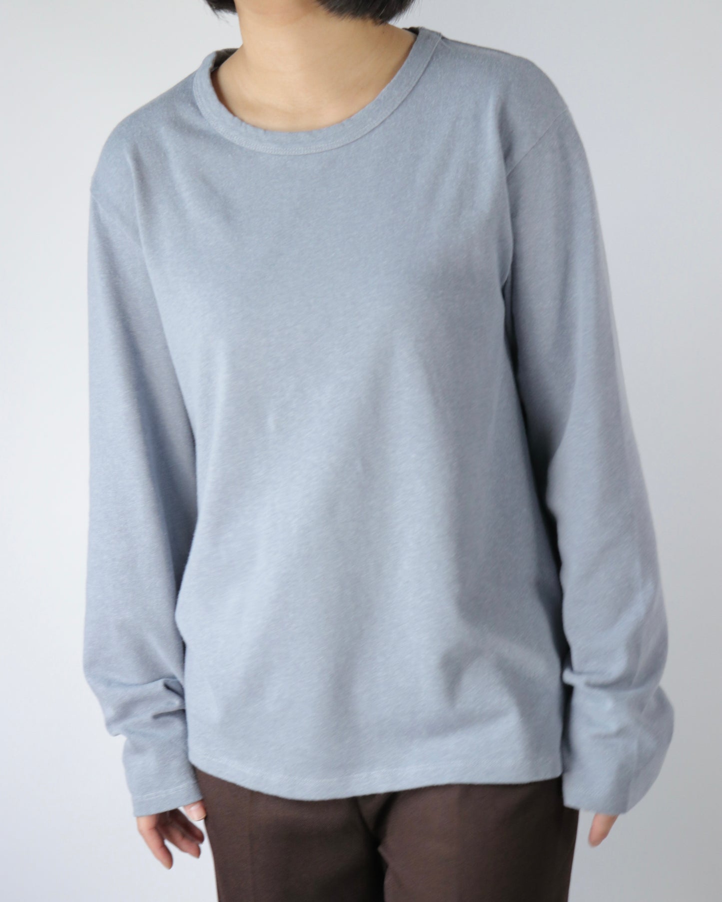 The Long Sleeve T-Shirt in Blue Stone