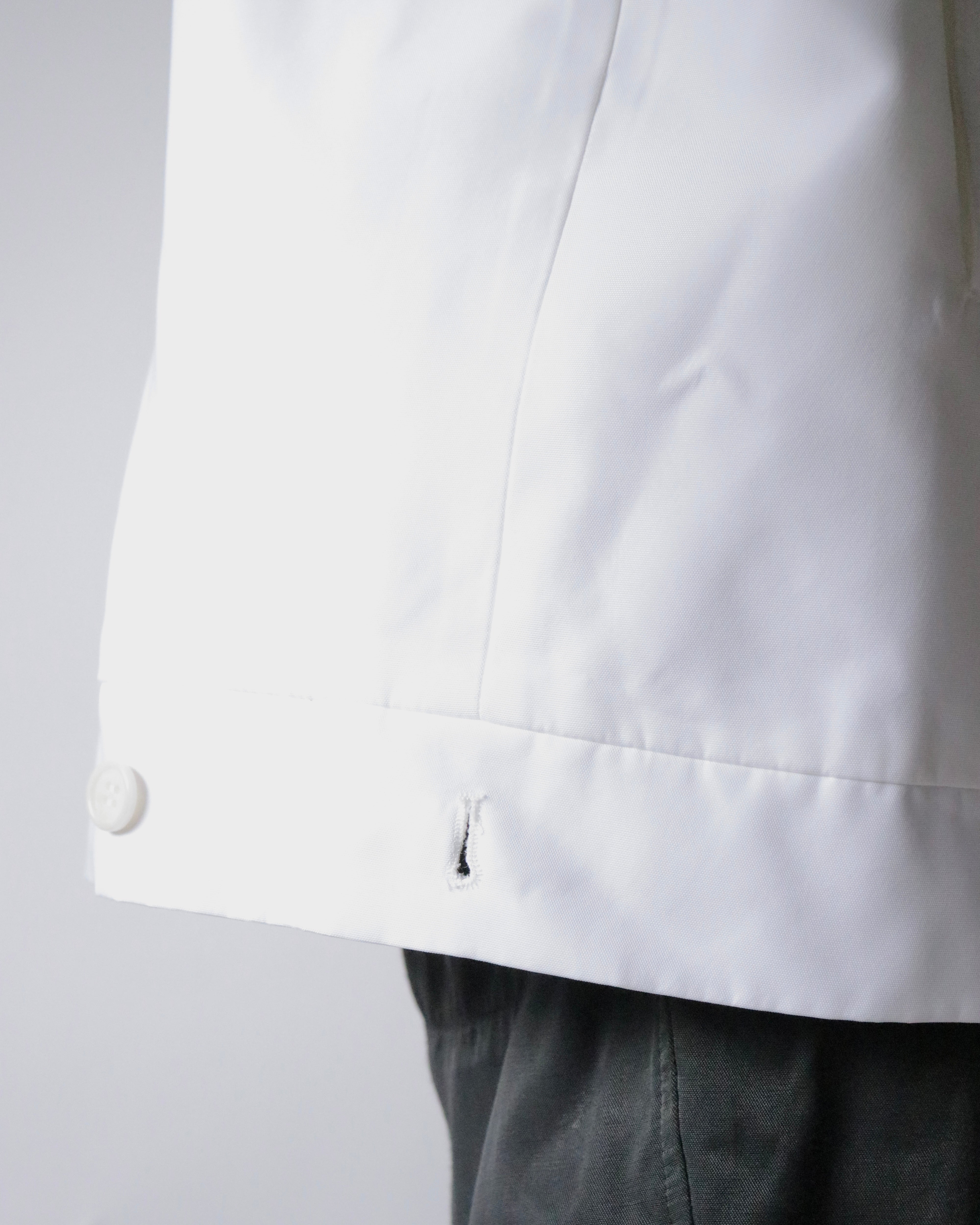 OVERSIZED CONTRAST-COLLAR JACKET