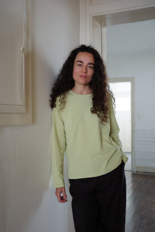 The Long Sleeve T-Shirt in Pistachio