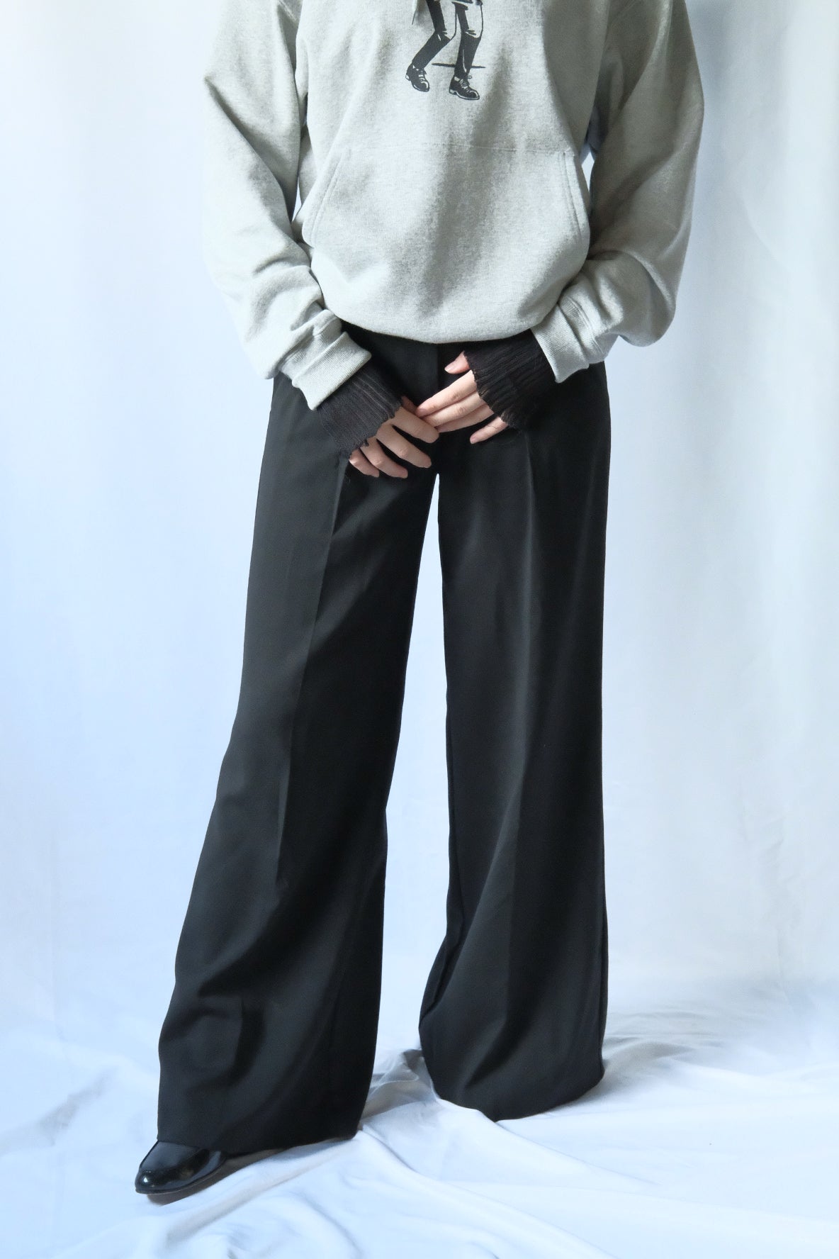 LOVE MOSCHINO 2tuck wide leg slacks