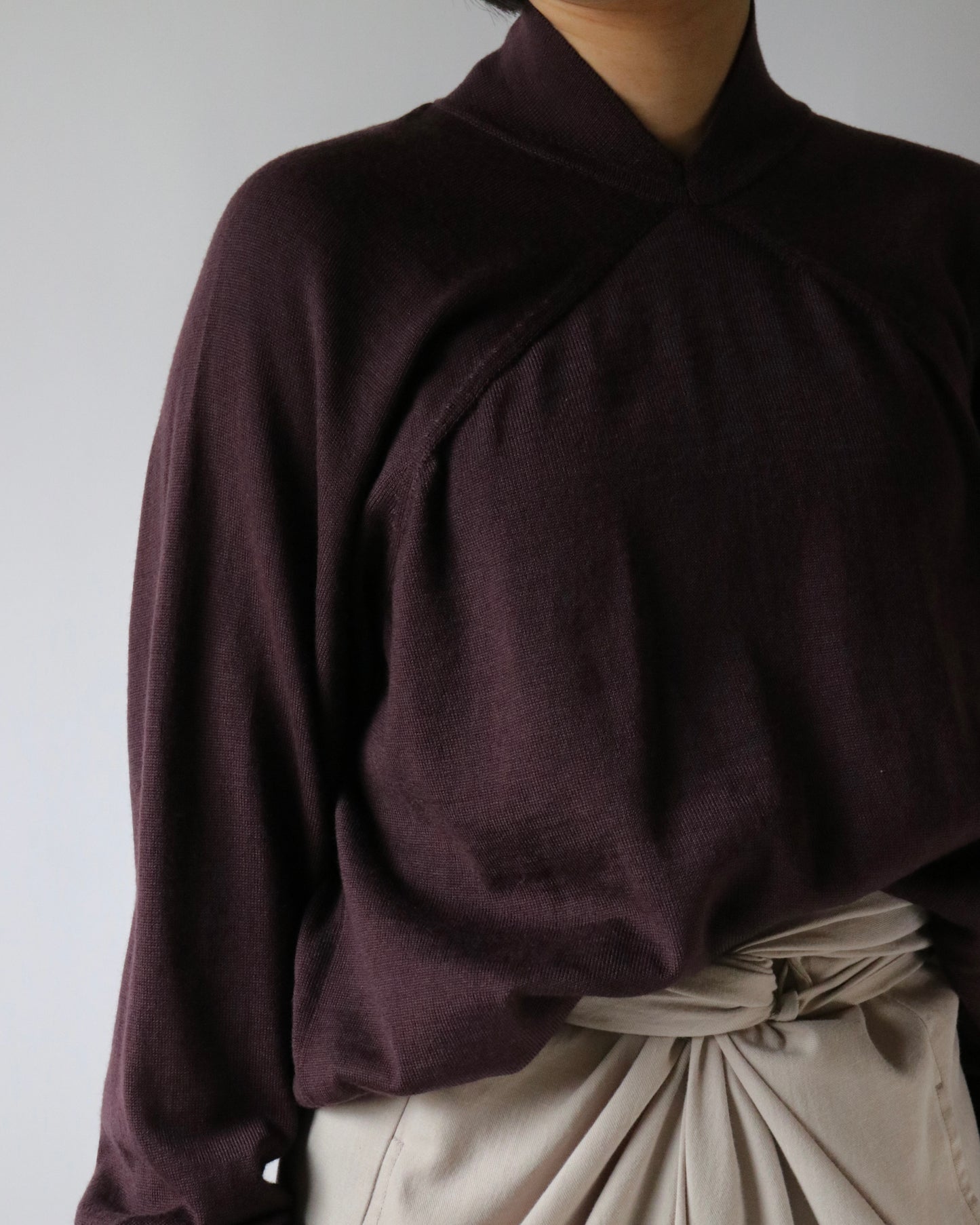 E RT N°40 Merino tapered v-neck