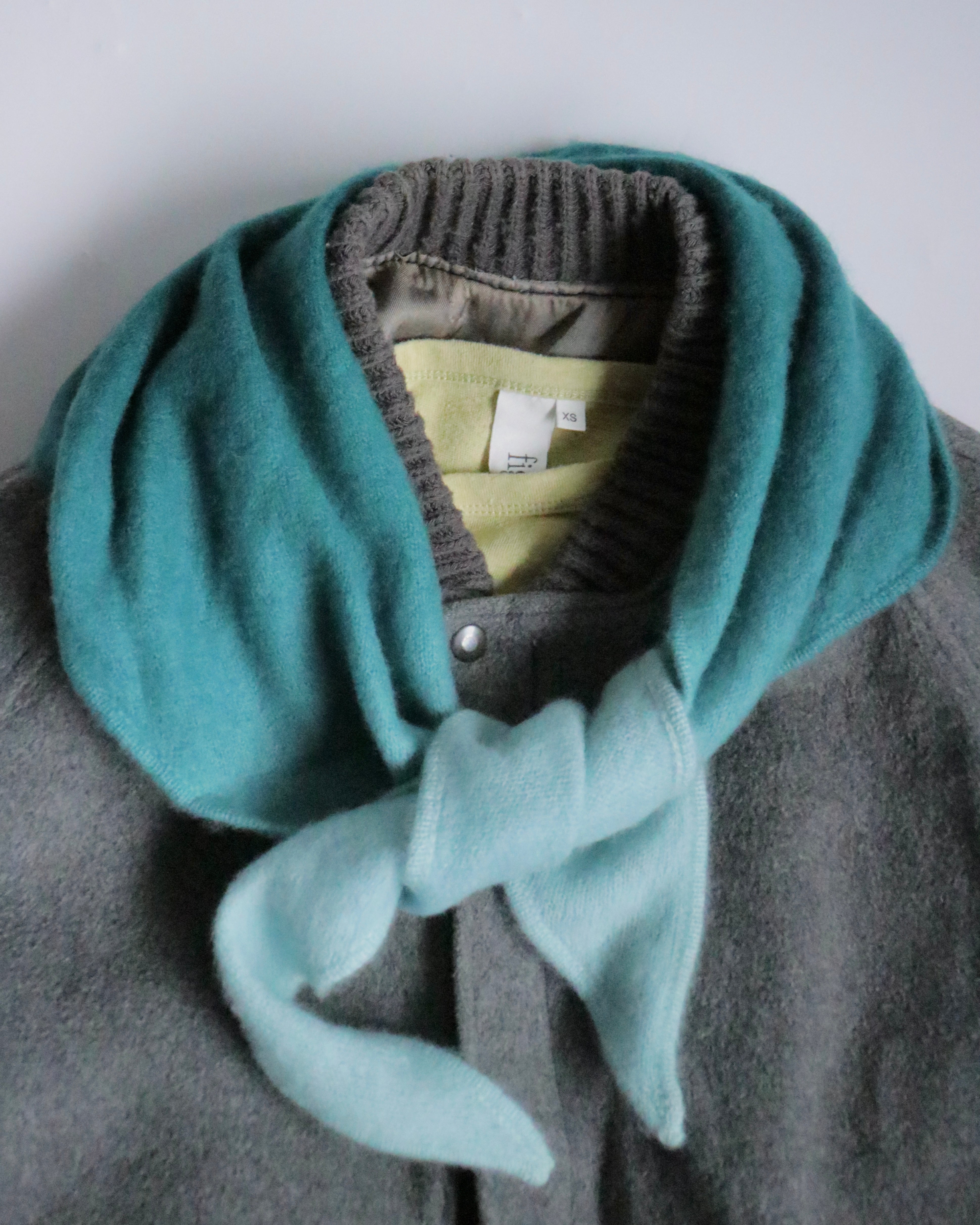 TRIANGLE SCARF Dip-Dye/Deep Teal-Sky