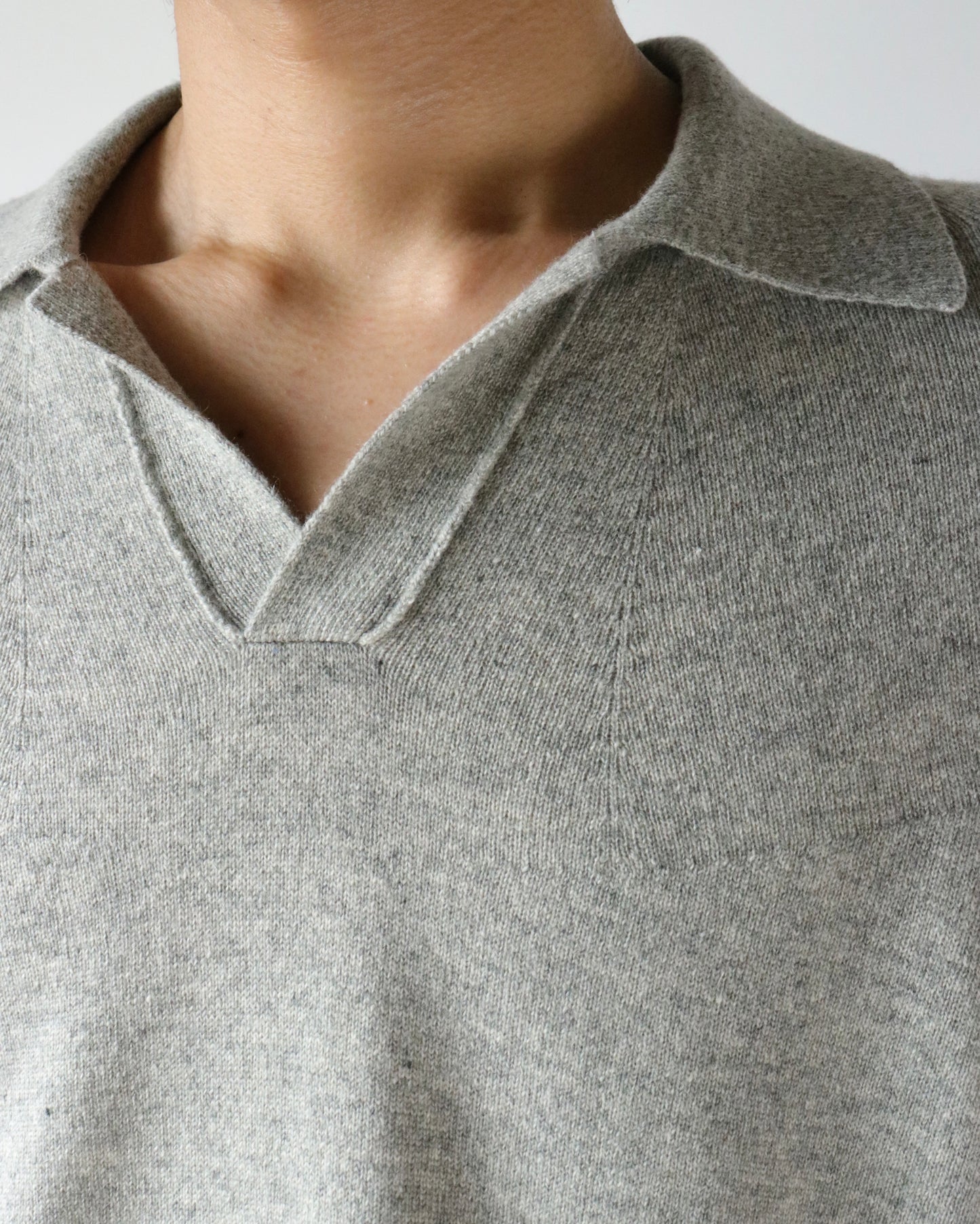 Cashmere polo sweter