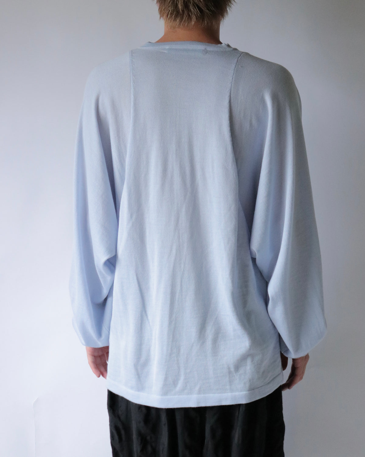 E RT / Overlapping V-neck batwing merino tunic / Light Blue