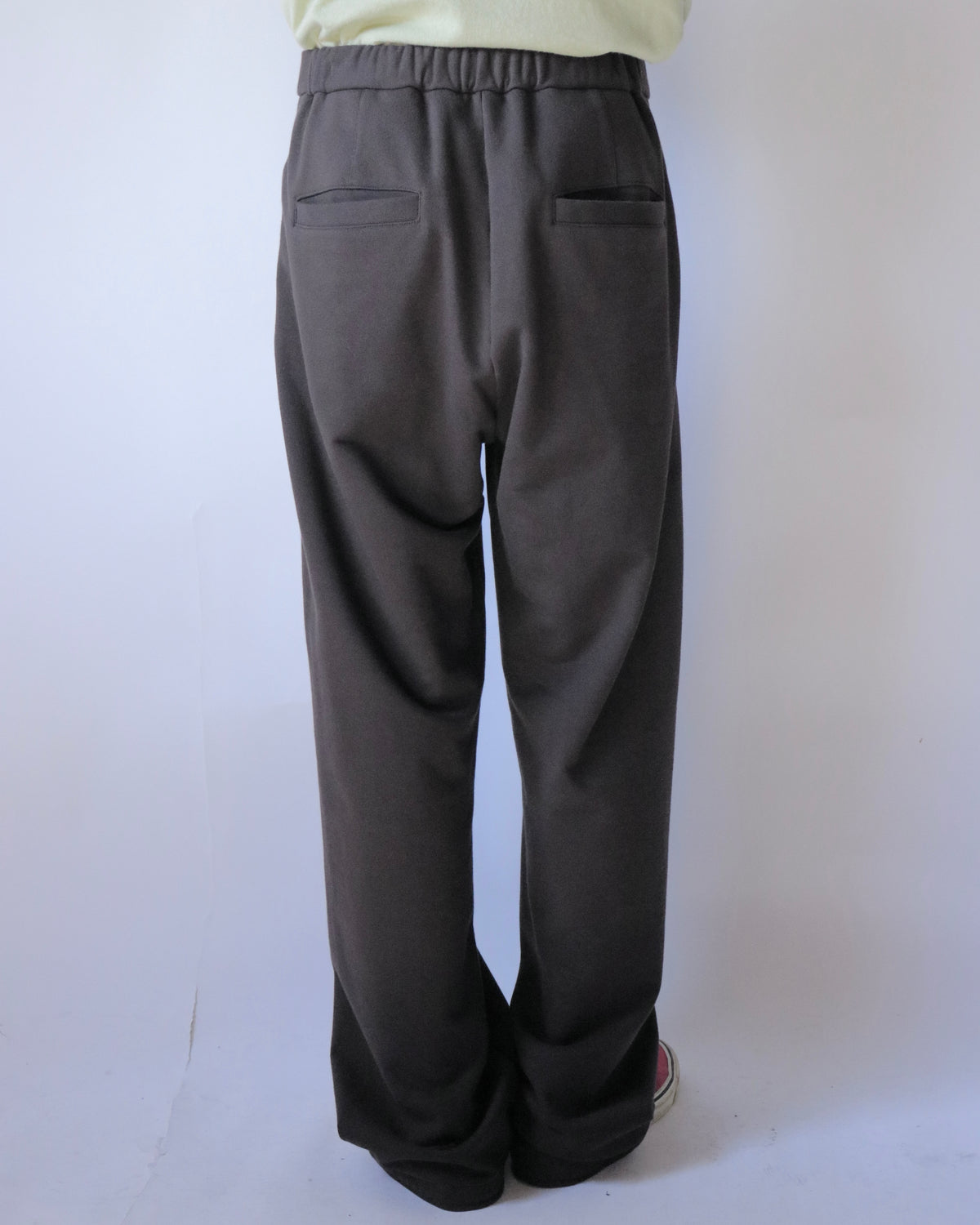 well / Room slacks brown