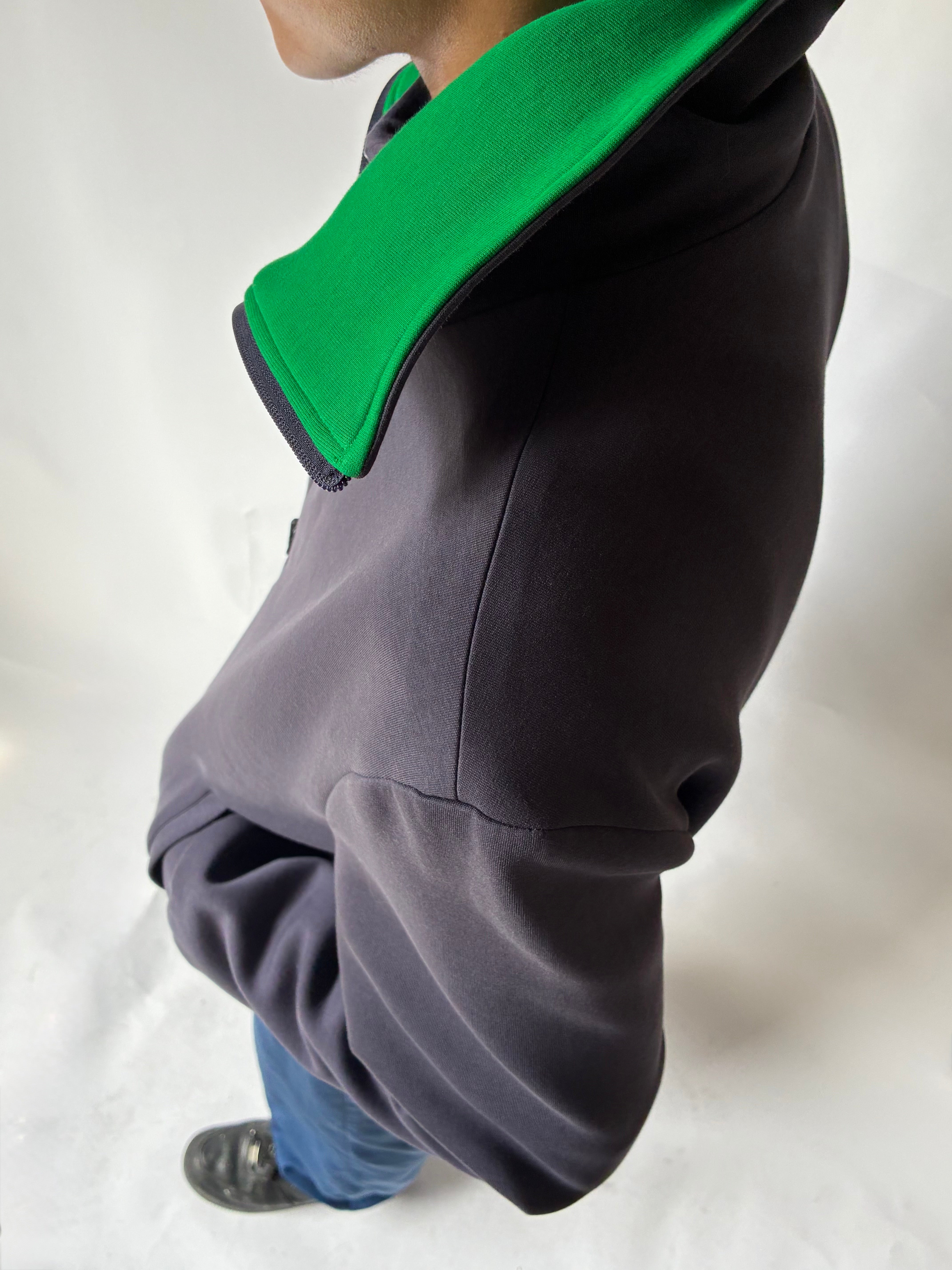 REVERSIBLE HIGH NECK ZIP JERZEY JACKET