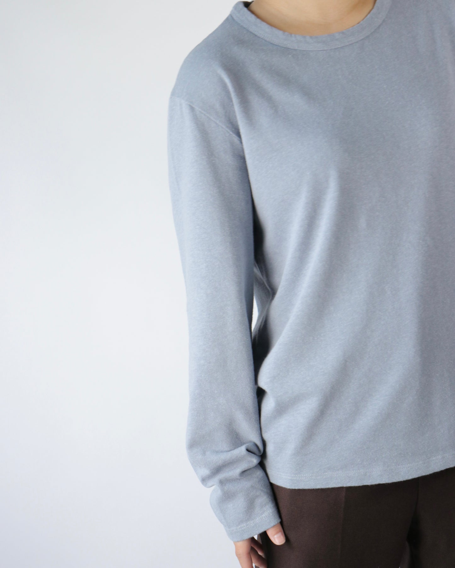 The Long Sleeve T-Shirt in Blue Stone