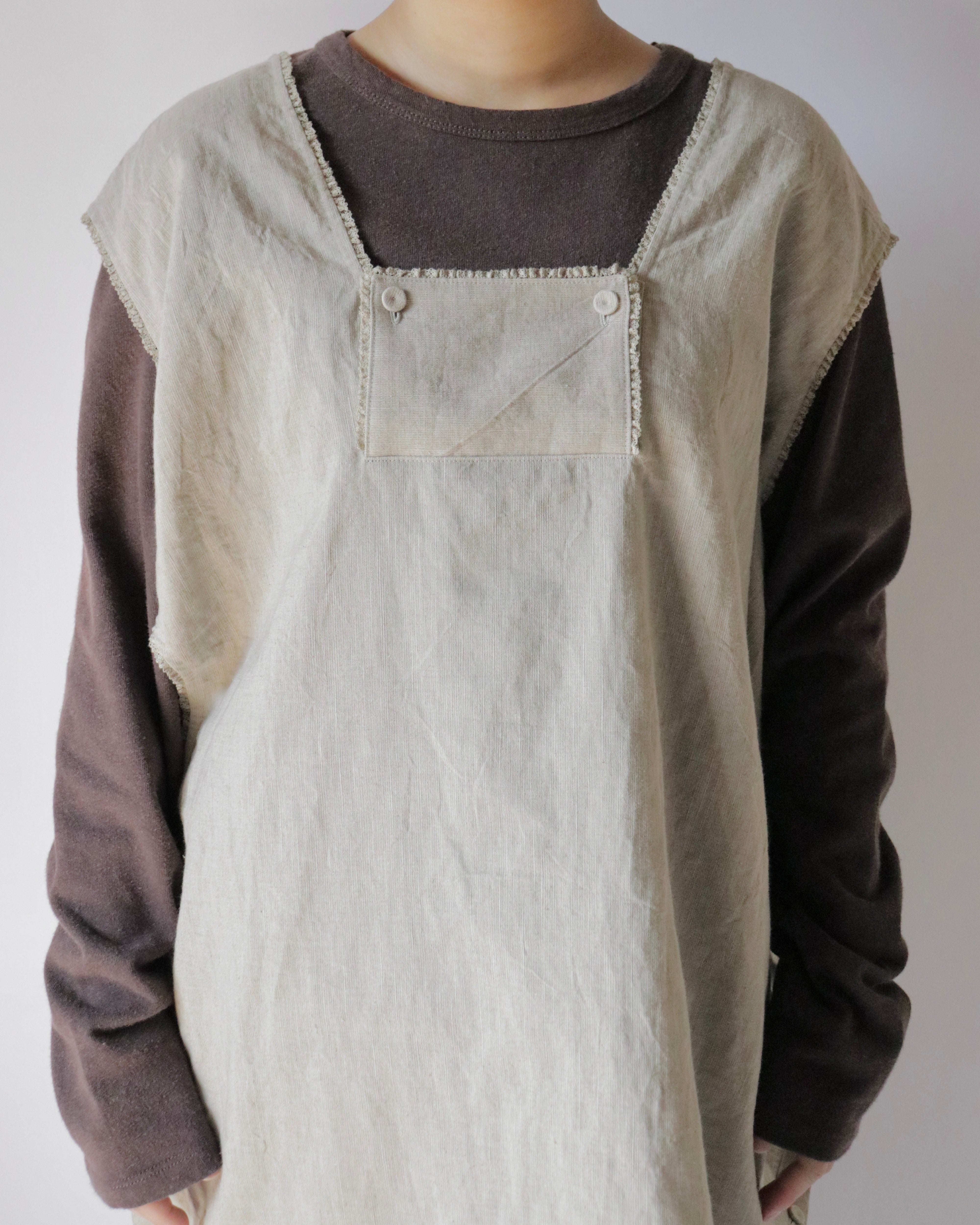 Lyung-down nightwear dress