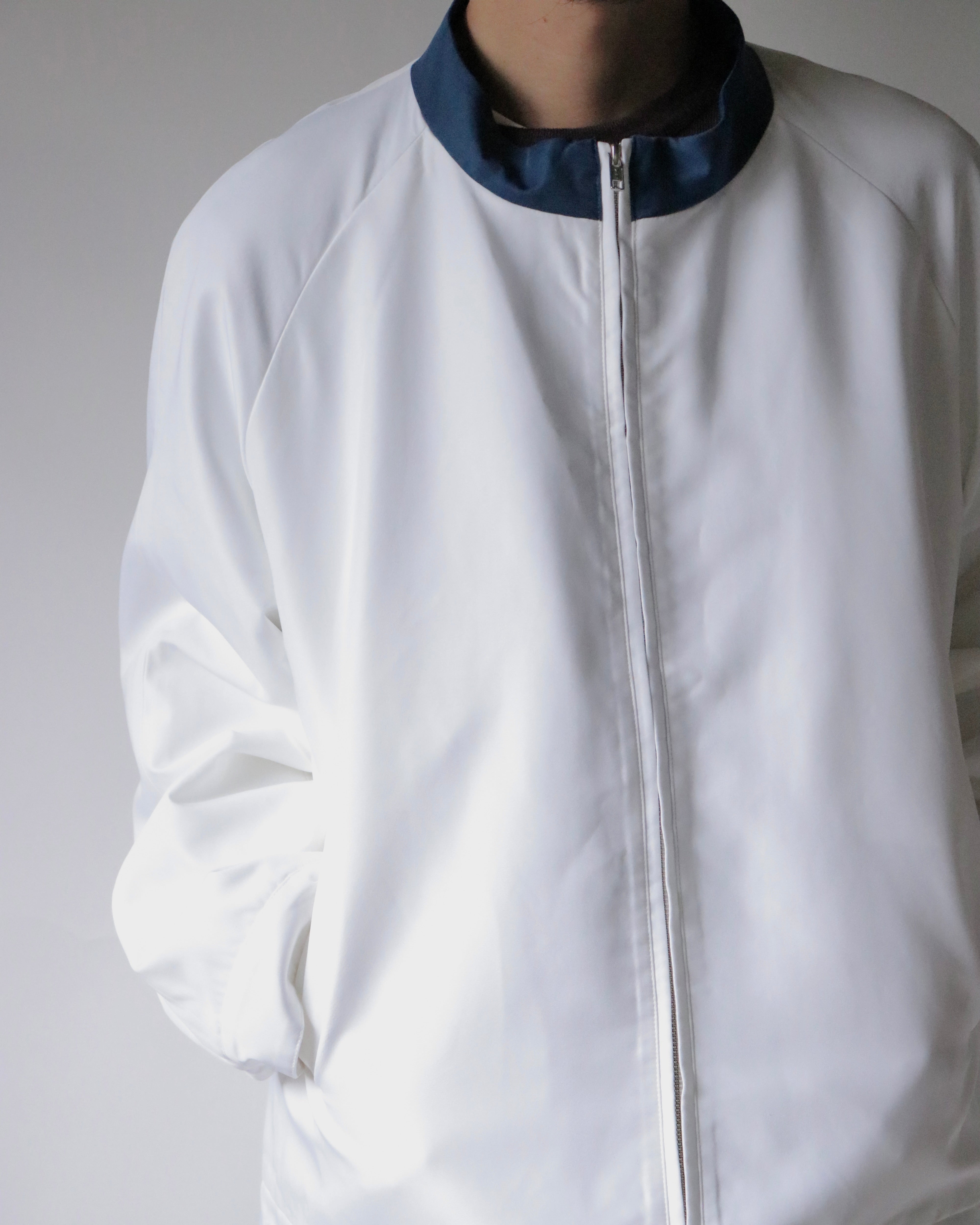 OVERSIZED CONTRAST-COLLAR JACKET