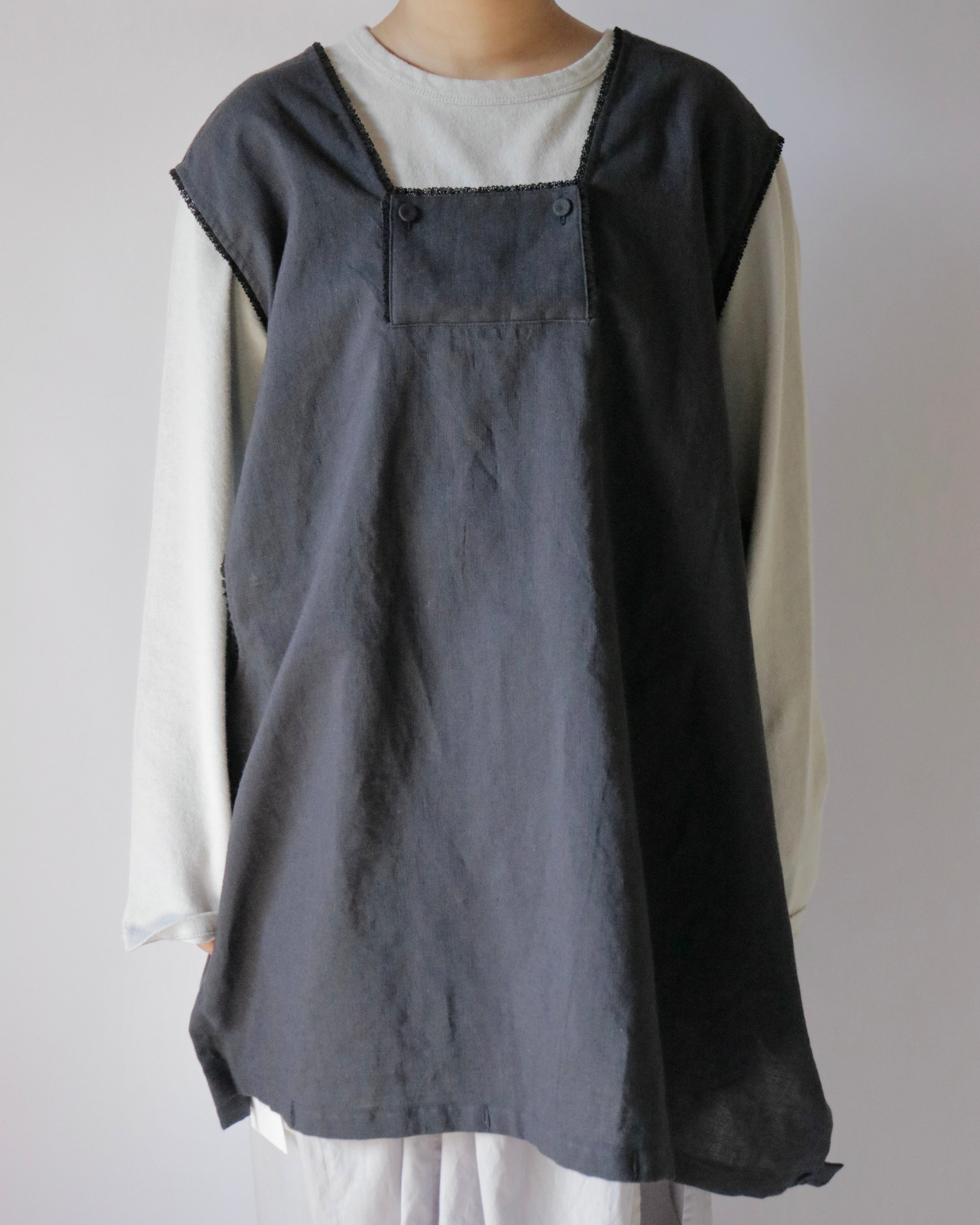 Lyung-down nightwear dress