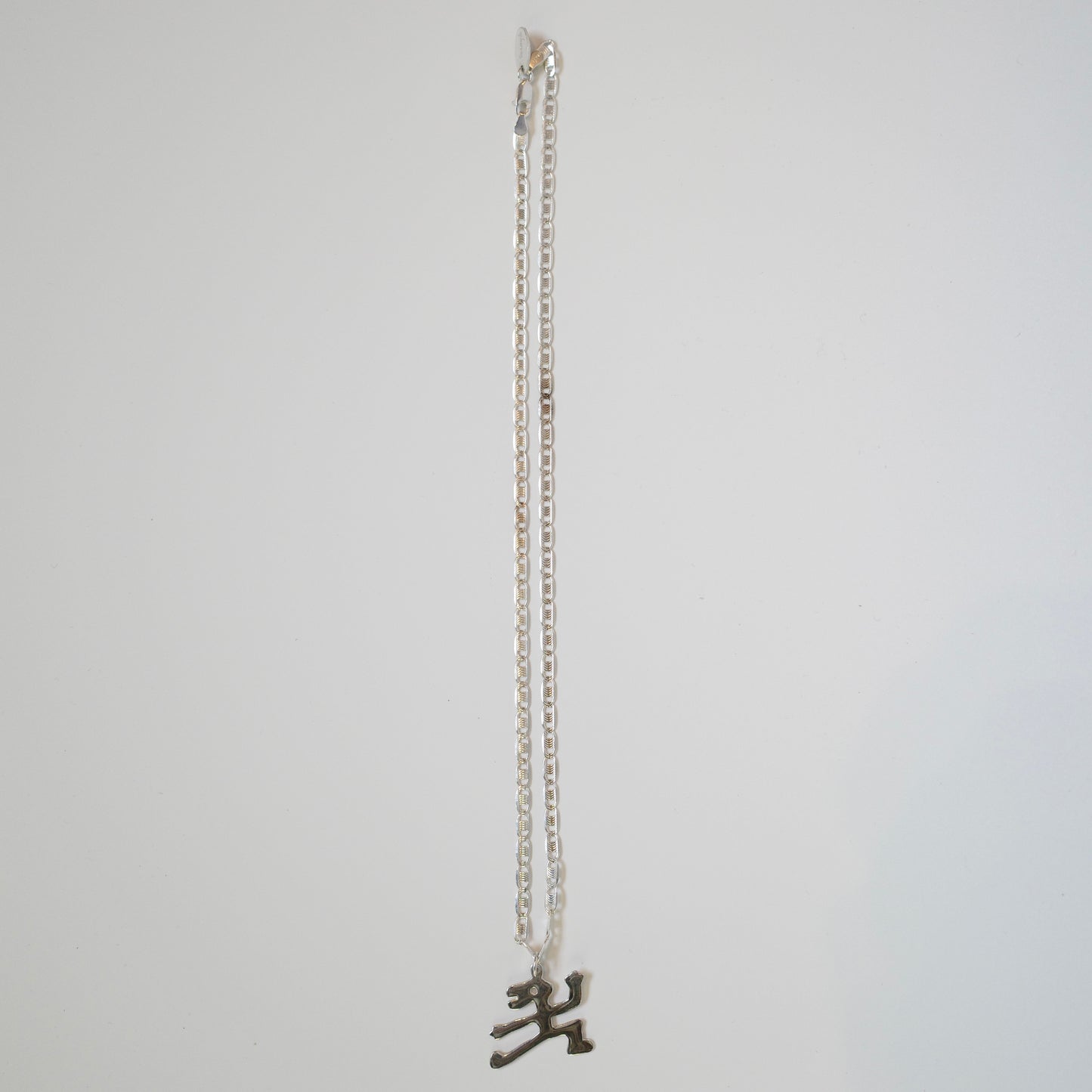 SHELTER NECKLACE