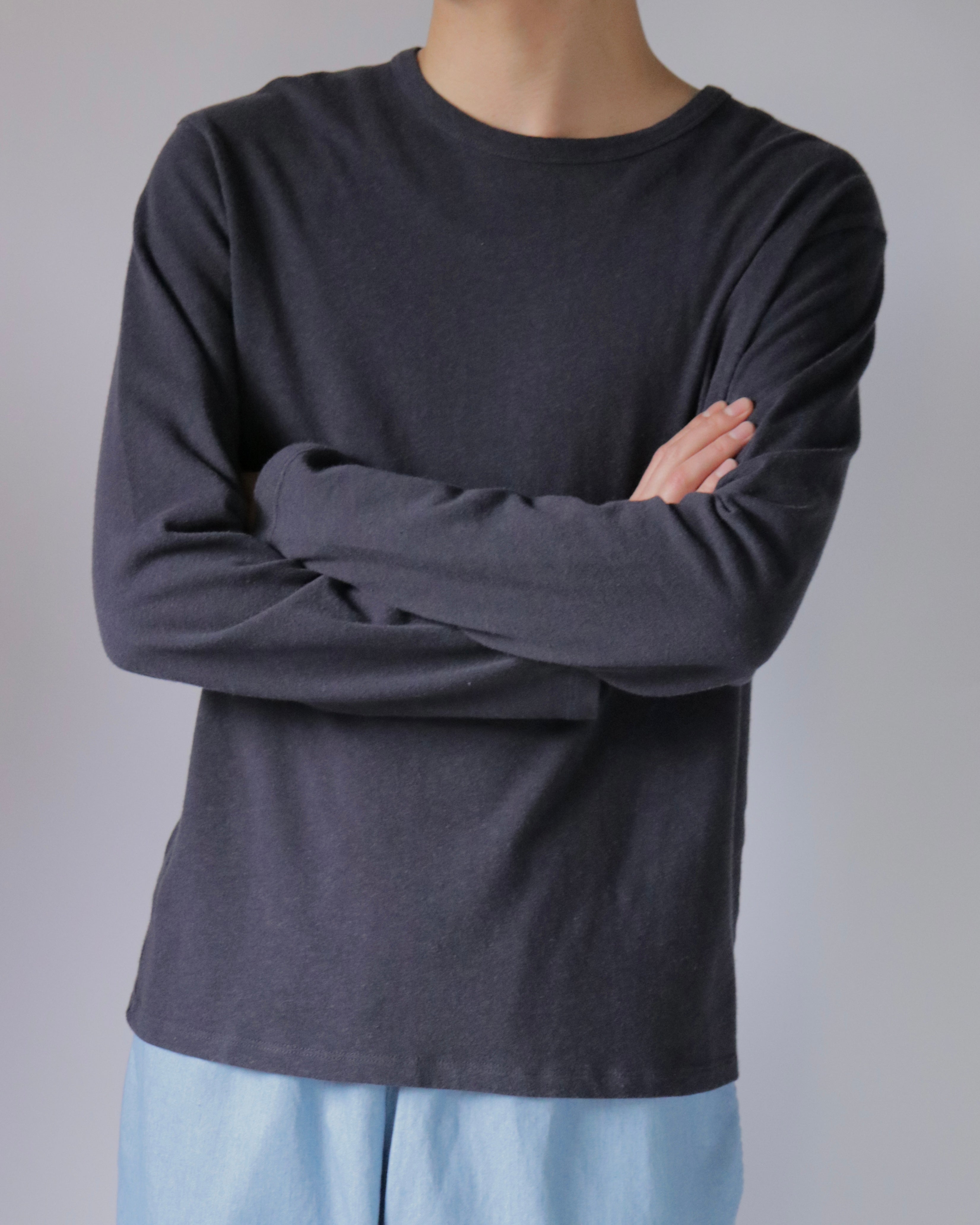 The Long Sleeve T-Shirt in Deep well