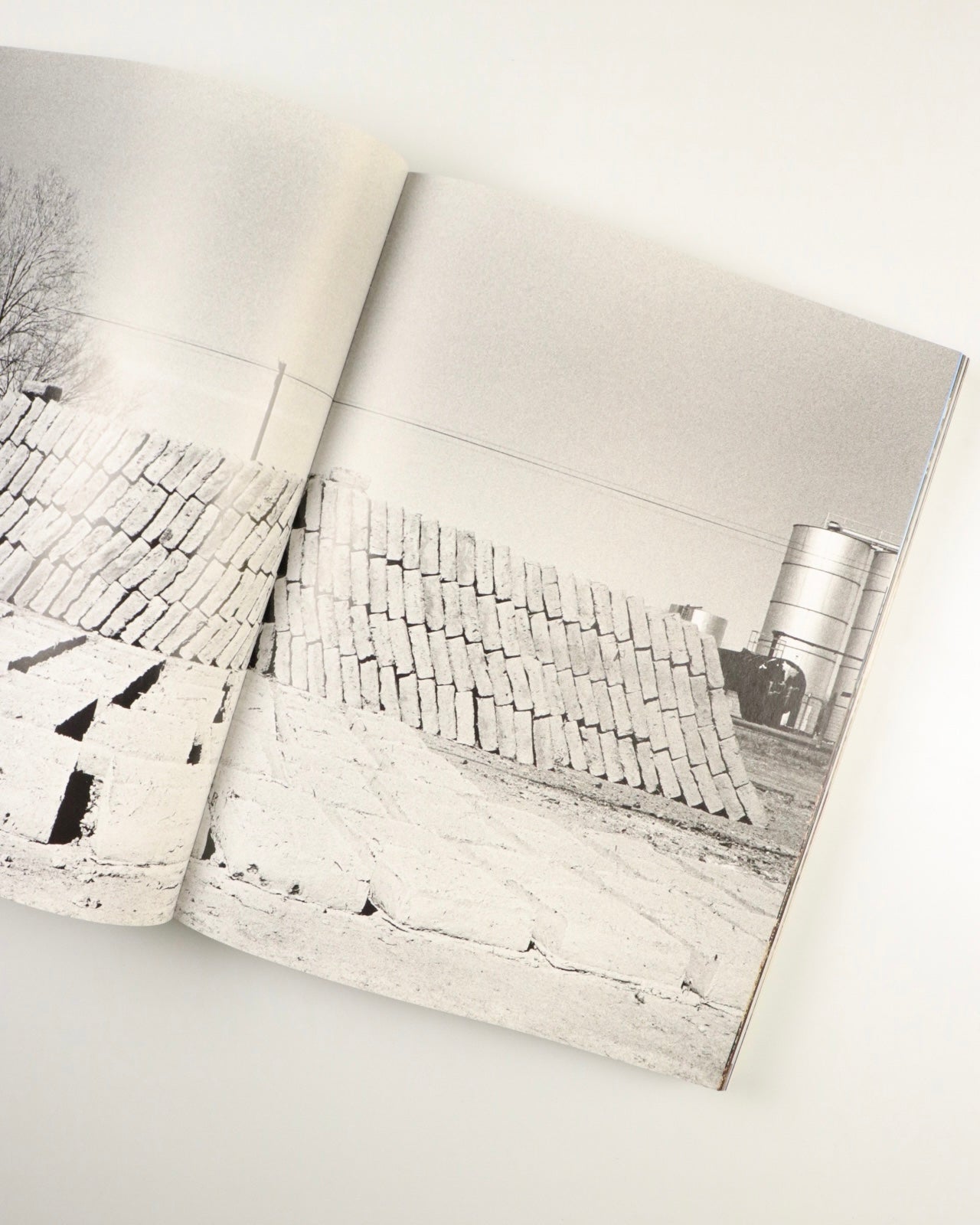 DONALD JUDD SPACES by Donald Judd