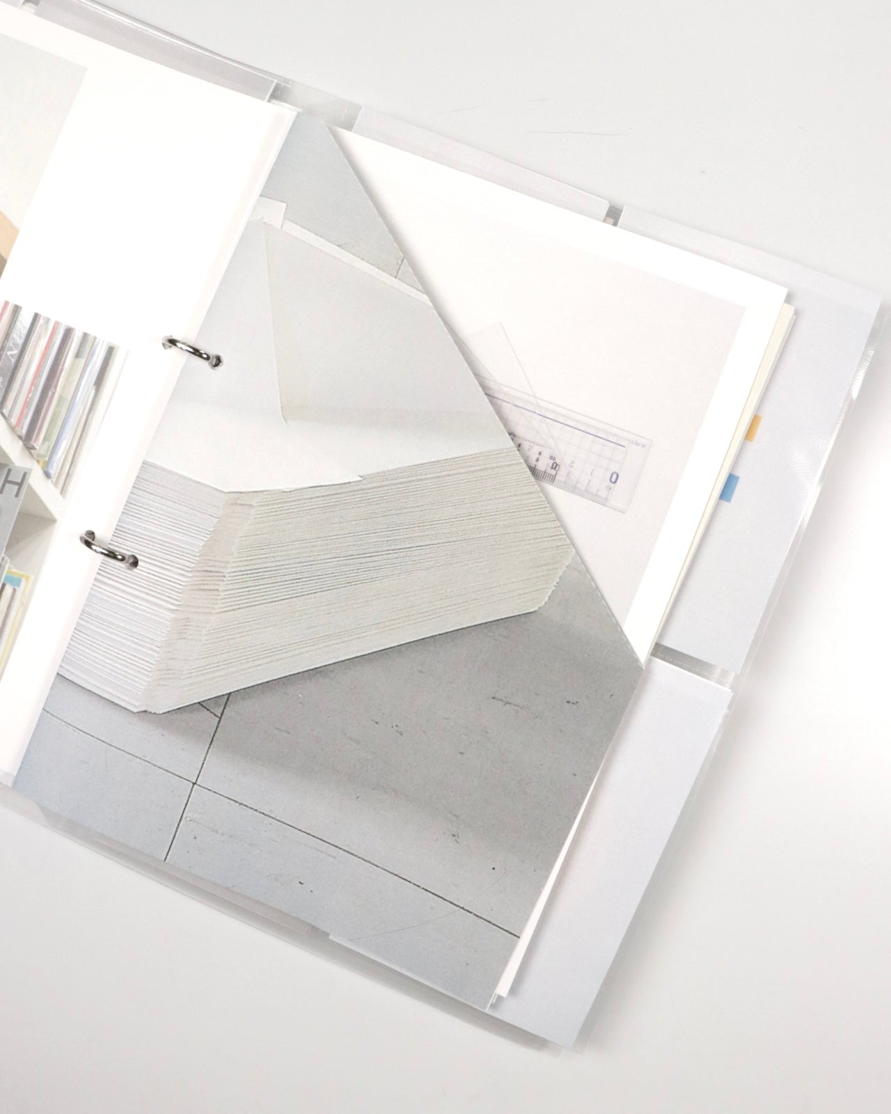 Interact / 関係する - 冨井大裕 Motohiro Tomii