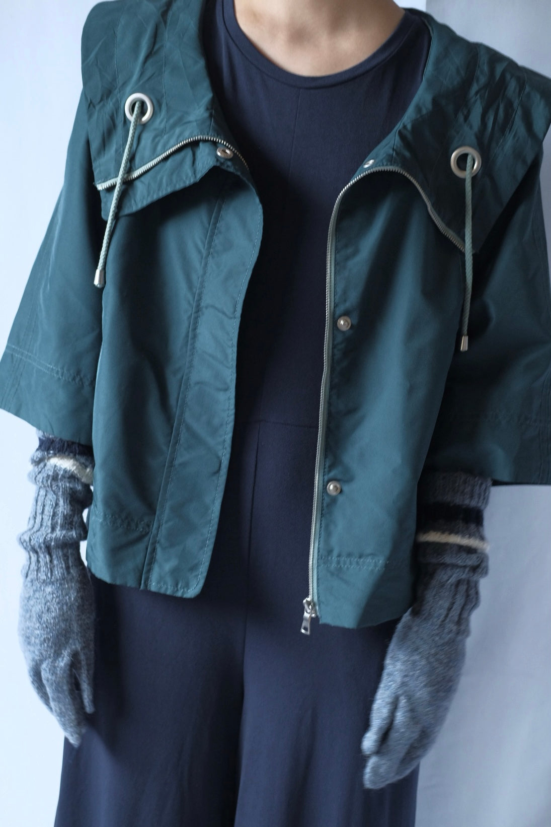 90s MOSSIMO Overcollar nylon short jacket