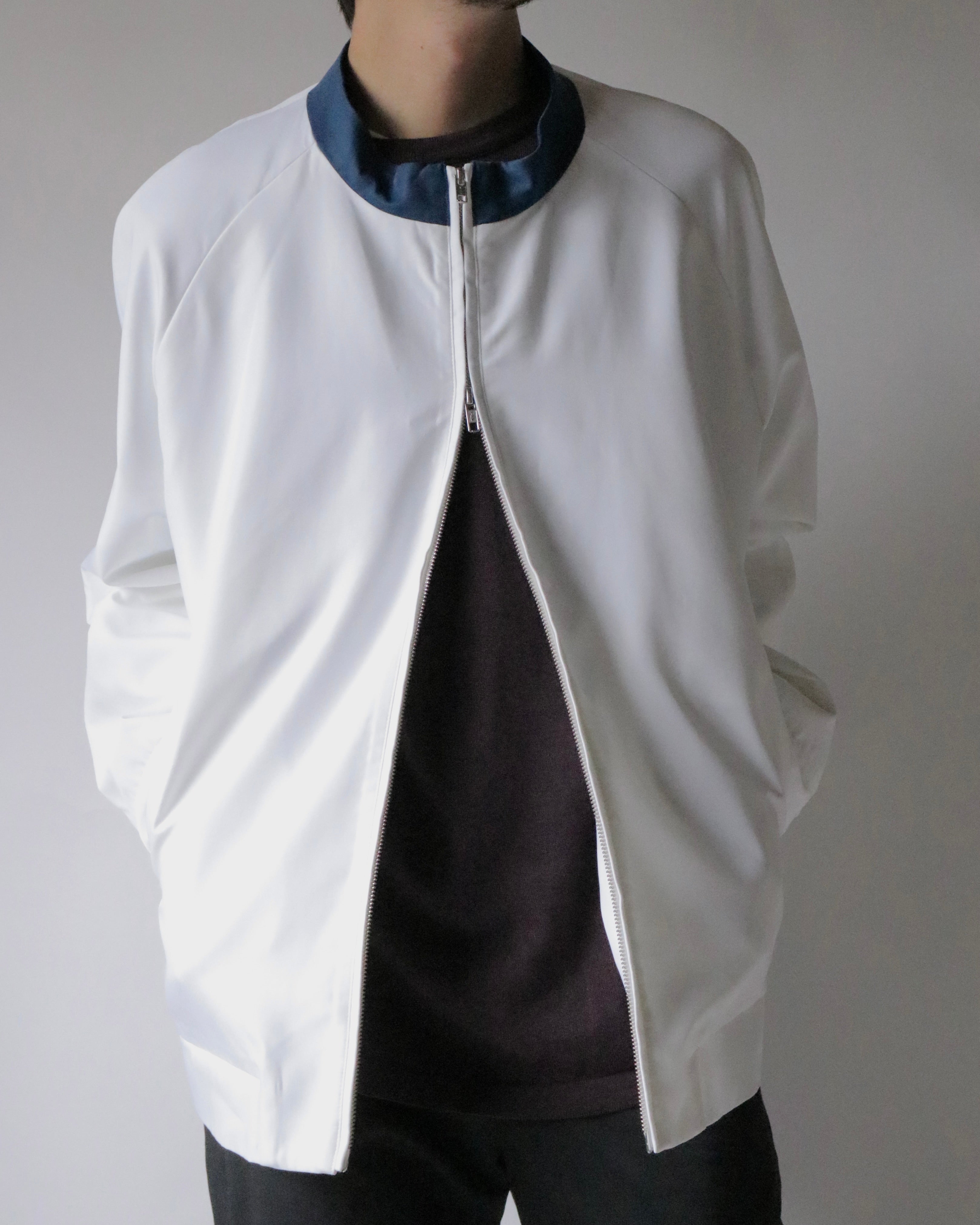 OVERSIZED CONTRAST-COLLAR JACKET