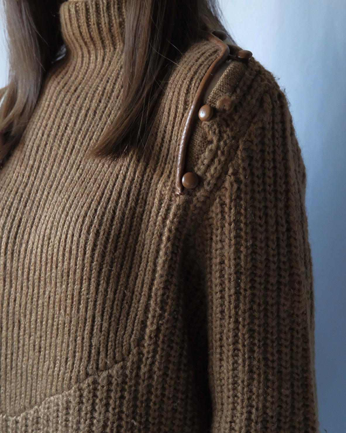 TRASSARDI Assymetry design knit