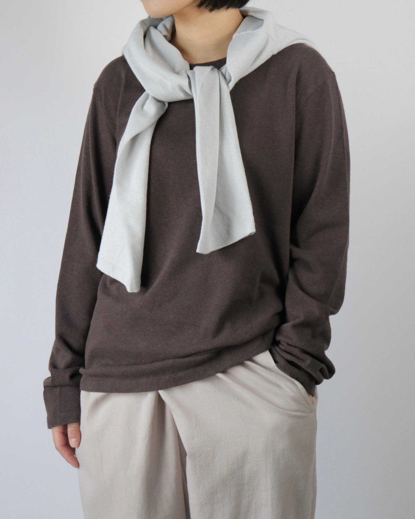 The Long Sleeve T-Shirt in Chocolate