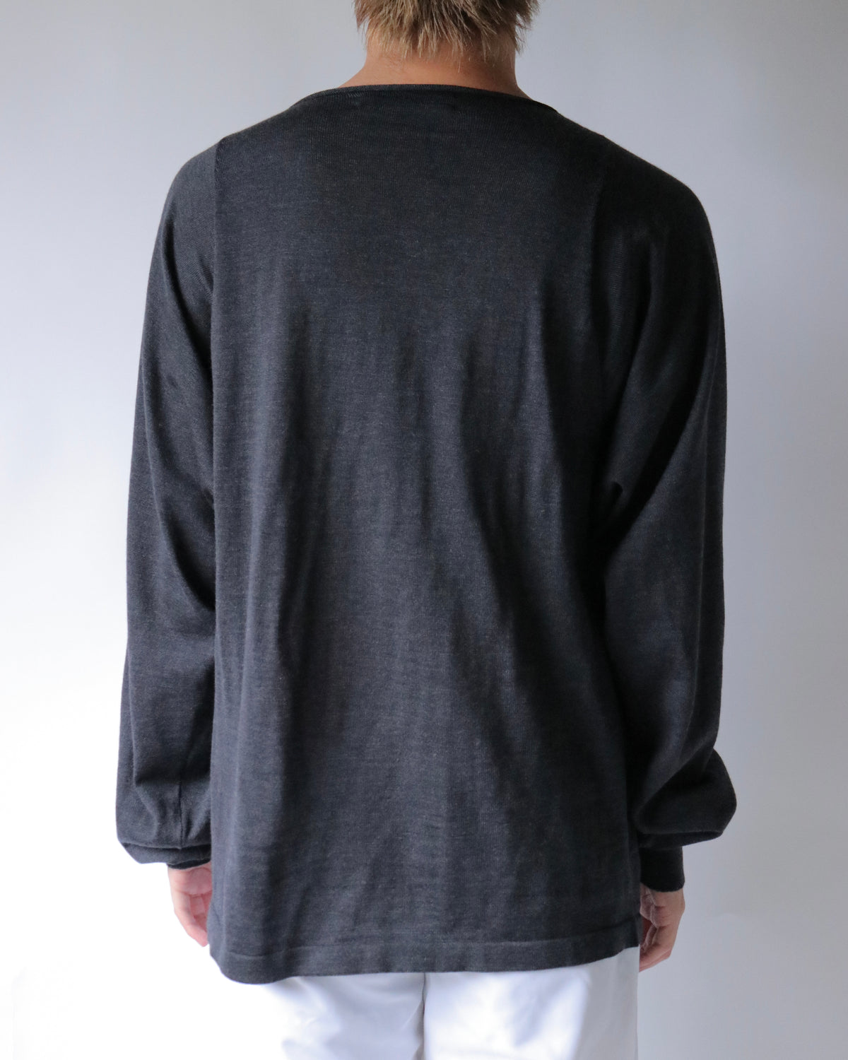 E RT / Boat-neck batwing merino blouse / Charcoal