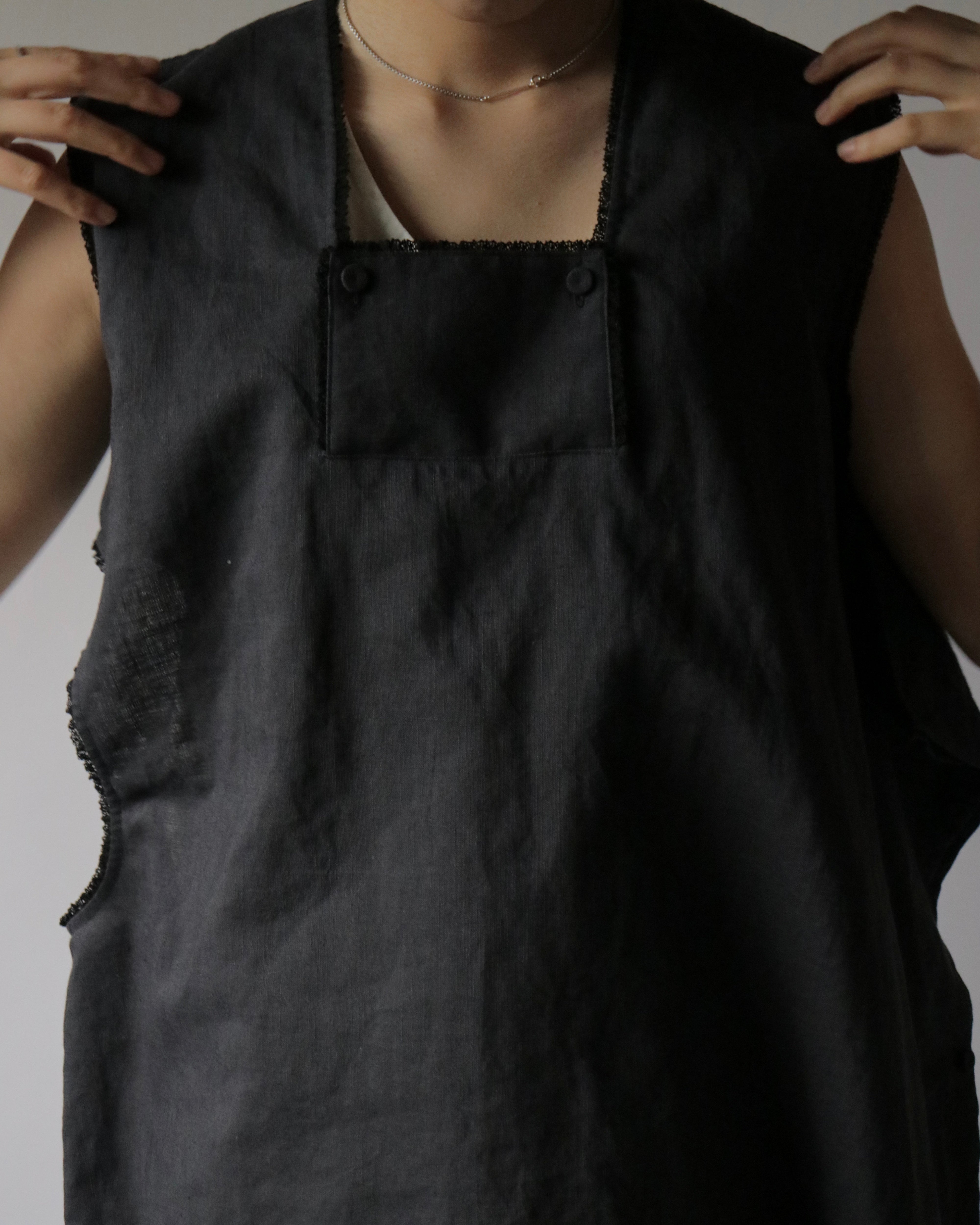 Lyung-down nightwear dress