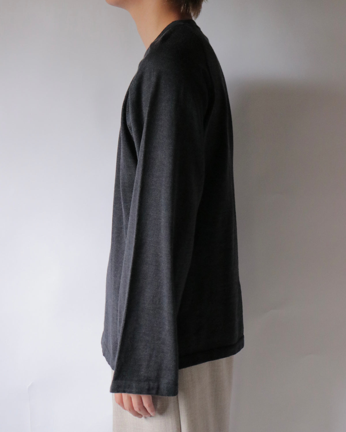 E RT / Merino long sleeve tee / Charcoal