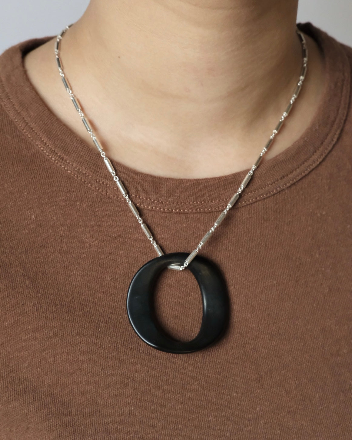Shelter Necklace Black Agata